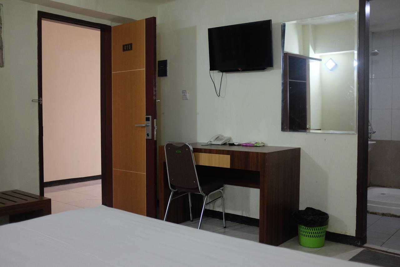 Reddoorz Plus Near Senen Jakarta Exteriér fotografie